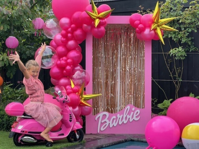 Barbie Box